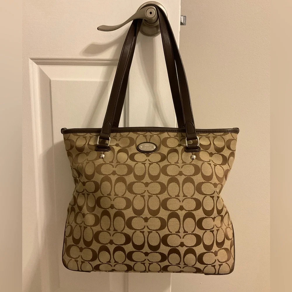 COACH TOTE - Vintage Brown/Tan Coach Tote with Leather Handles